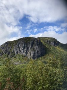 Sur la randonnée du Mont-du-lac-des-Cygnes (crédit photo Phrenssynnes)