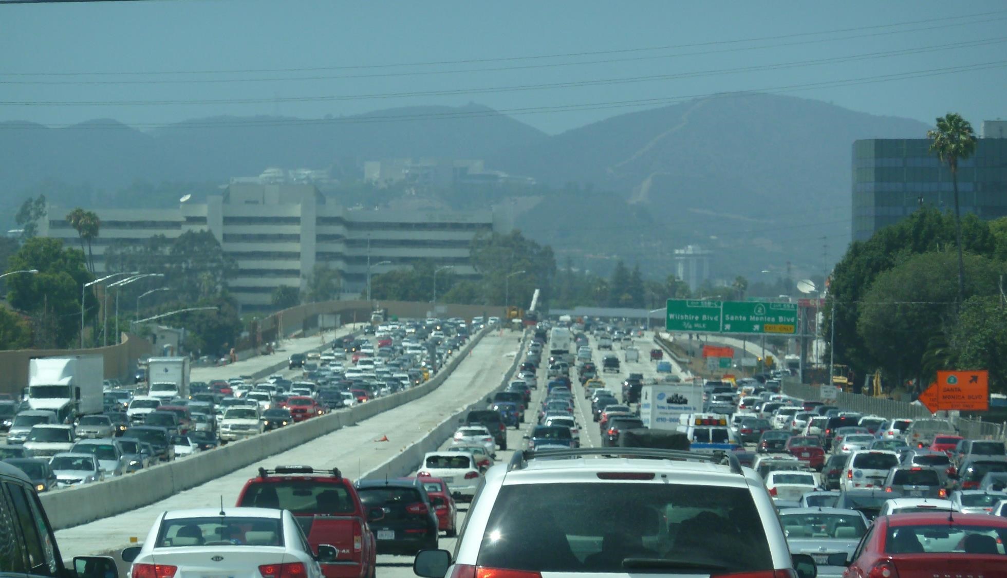 Trafic près de L.A. (crédit photo Lhom)