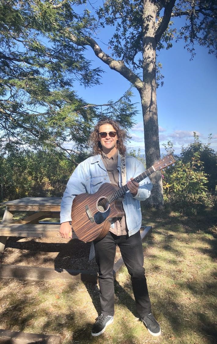 Le chanteur américain Henry Honkonen (crédit photo Phrenssynnes)