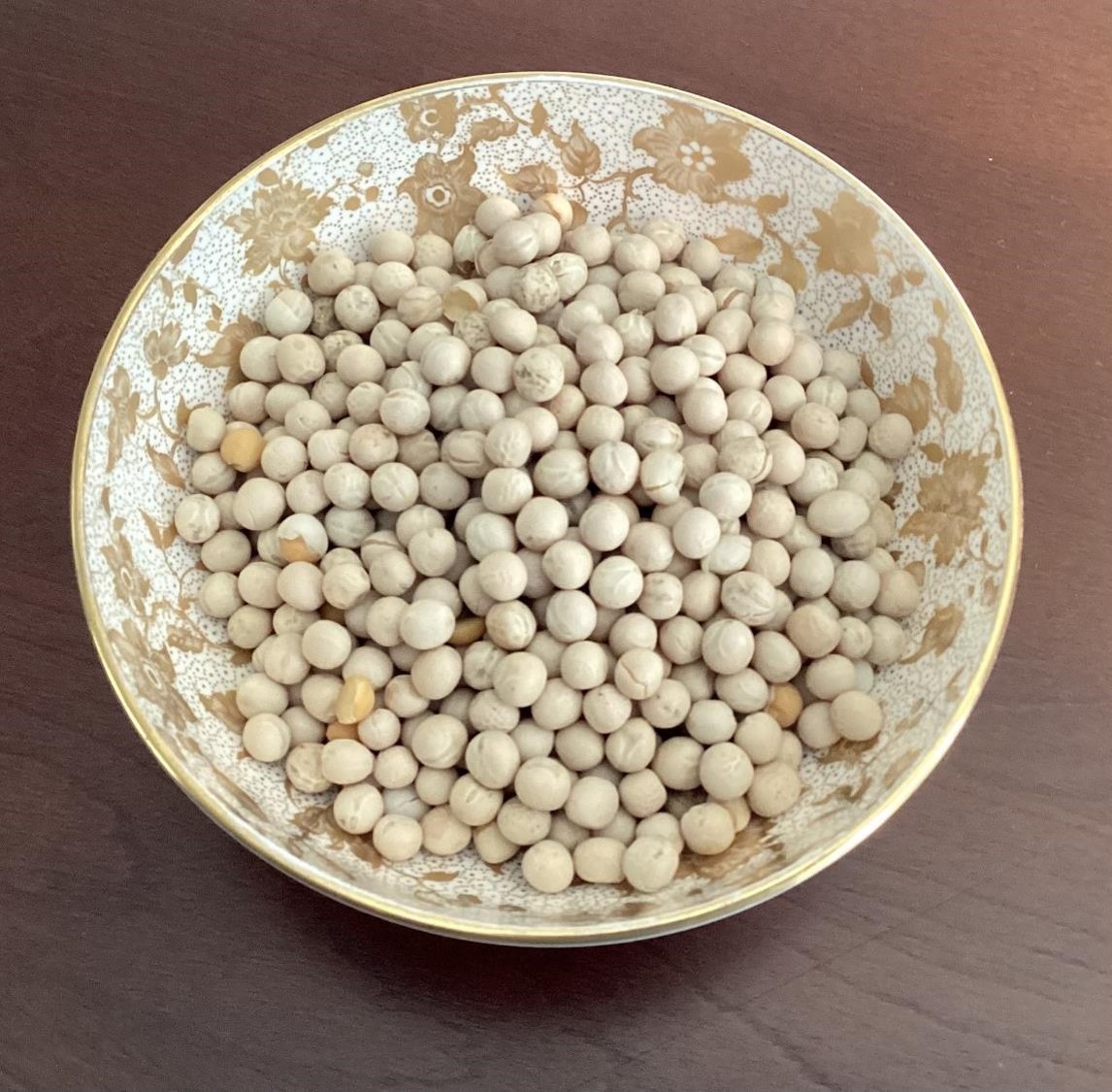 Plat de pois jaune (crédit photo Phrenssynnes)