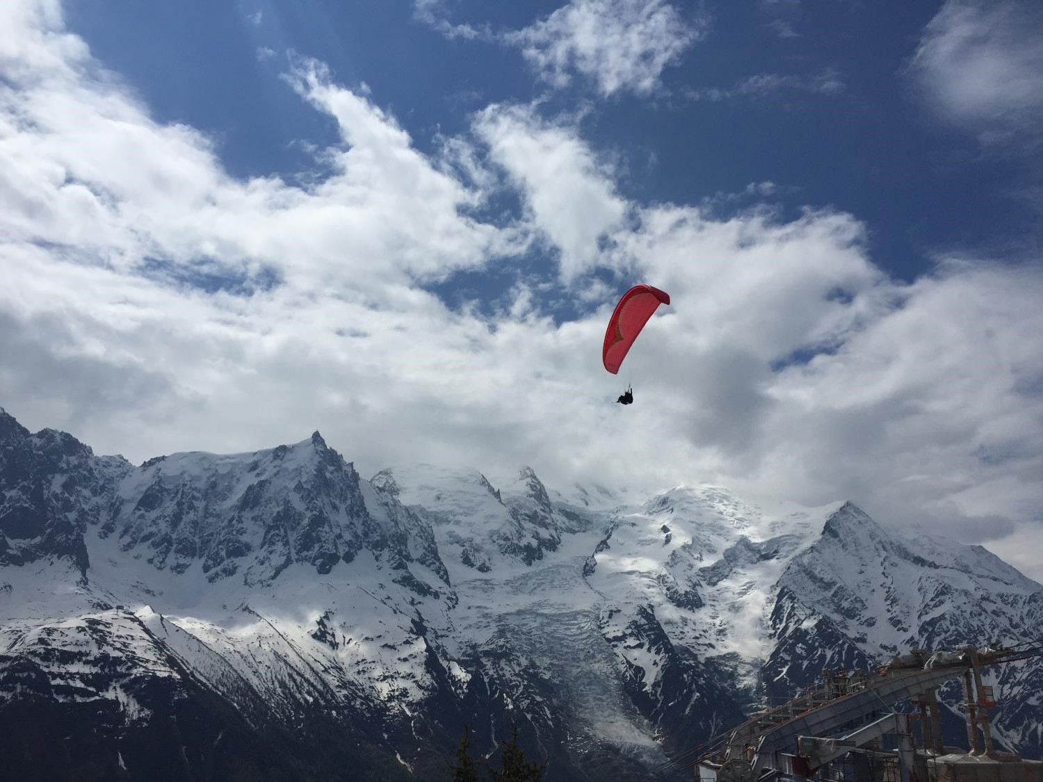 Montagnes près de Chamonix (crédit photo Lhom)