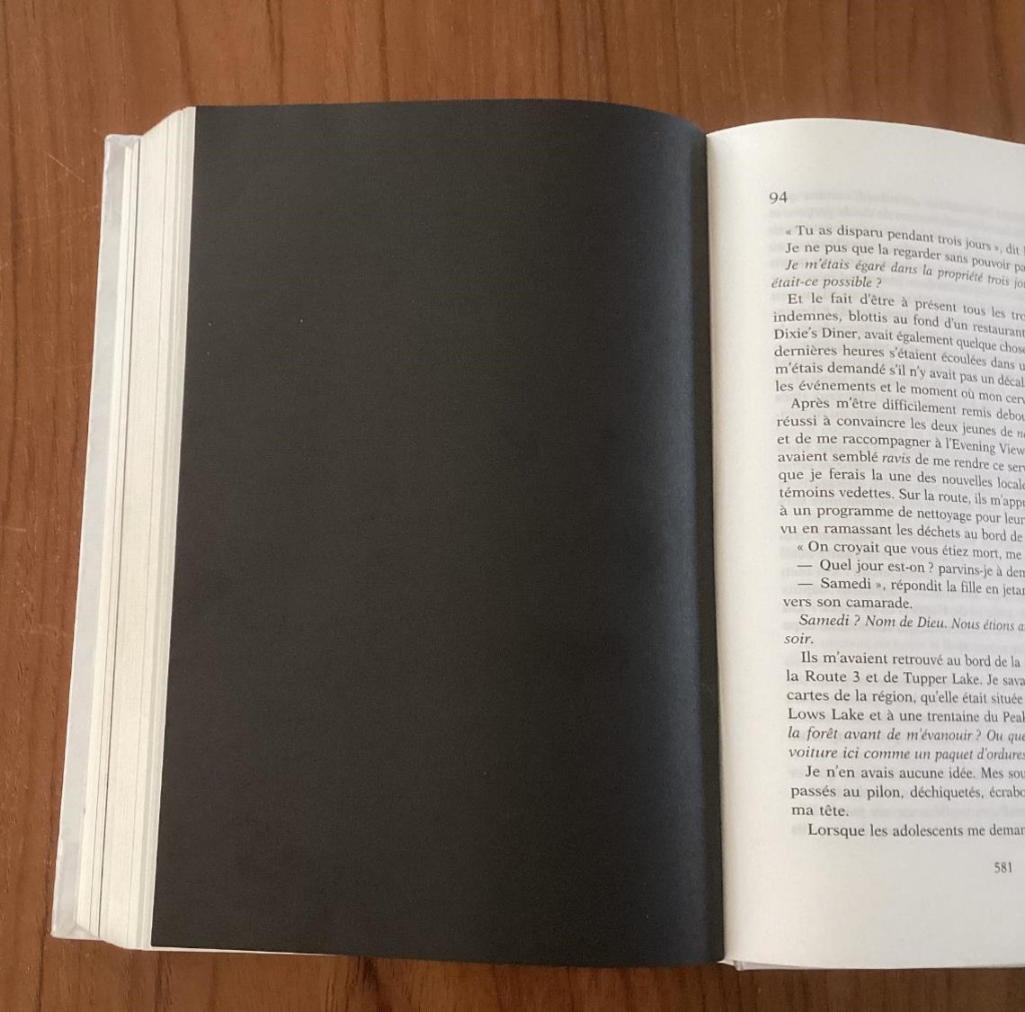 Page noire (crédit photo Phrenssynnes)