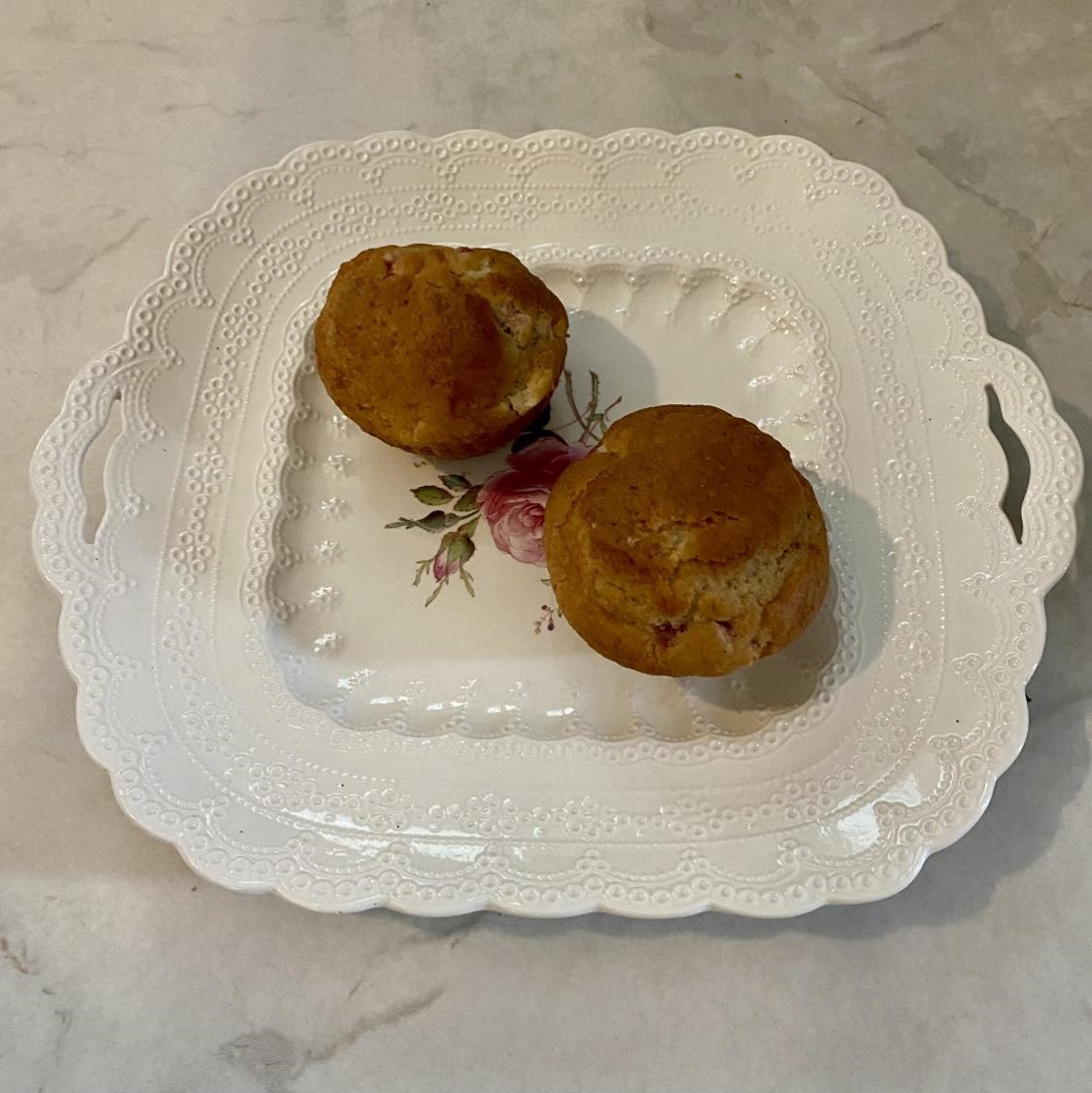 Muffins fraise et rhubarbe (crédit photo Phrenssynnes)