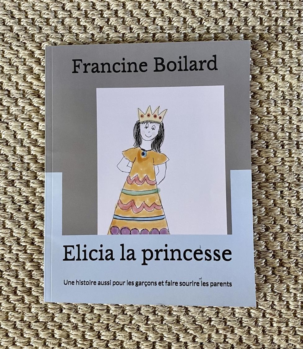 Livre Élicia la princesse (crédit photo Phrenssynnes)
