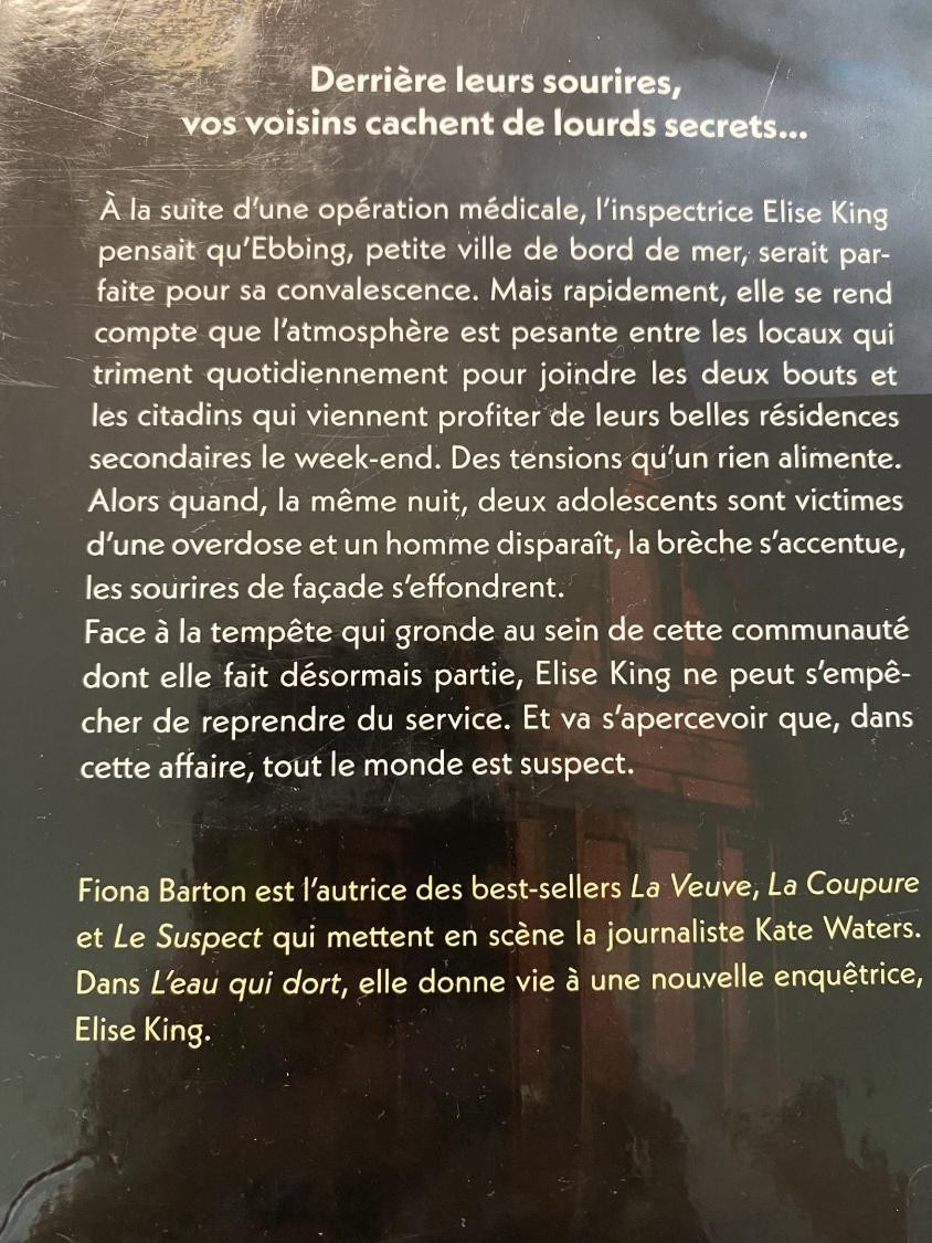 Quatrième de couverture de L'eau qui dort (crédit photo de Phrenssynnes)